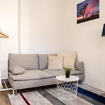 Fullhouse - Magdeburg - L36 Blue Apartment